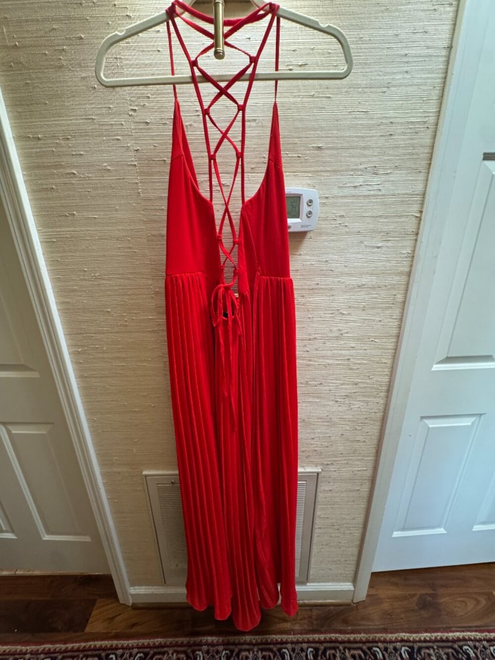 Soieblu Red Pleated Maxi Dress Criss Cross Open Back Tie Waist Size S - Picture 4 of 6